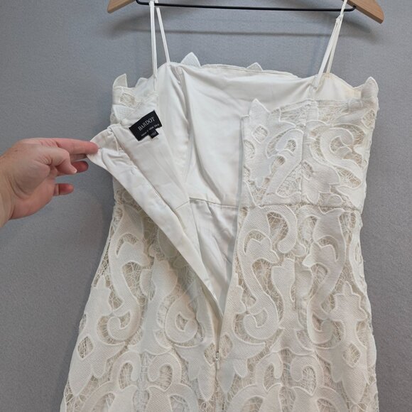 Bardot Lina Lace Sheath Knee Length Dress White Swirl Floral Lace US sz 8 or Med - Picture 6 of 12